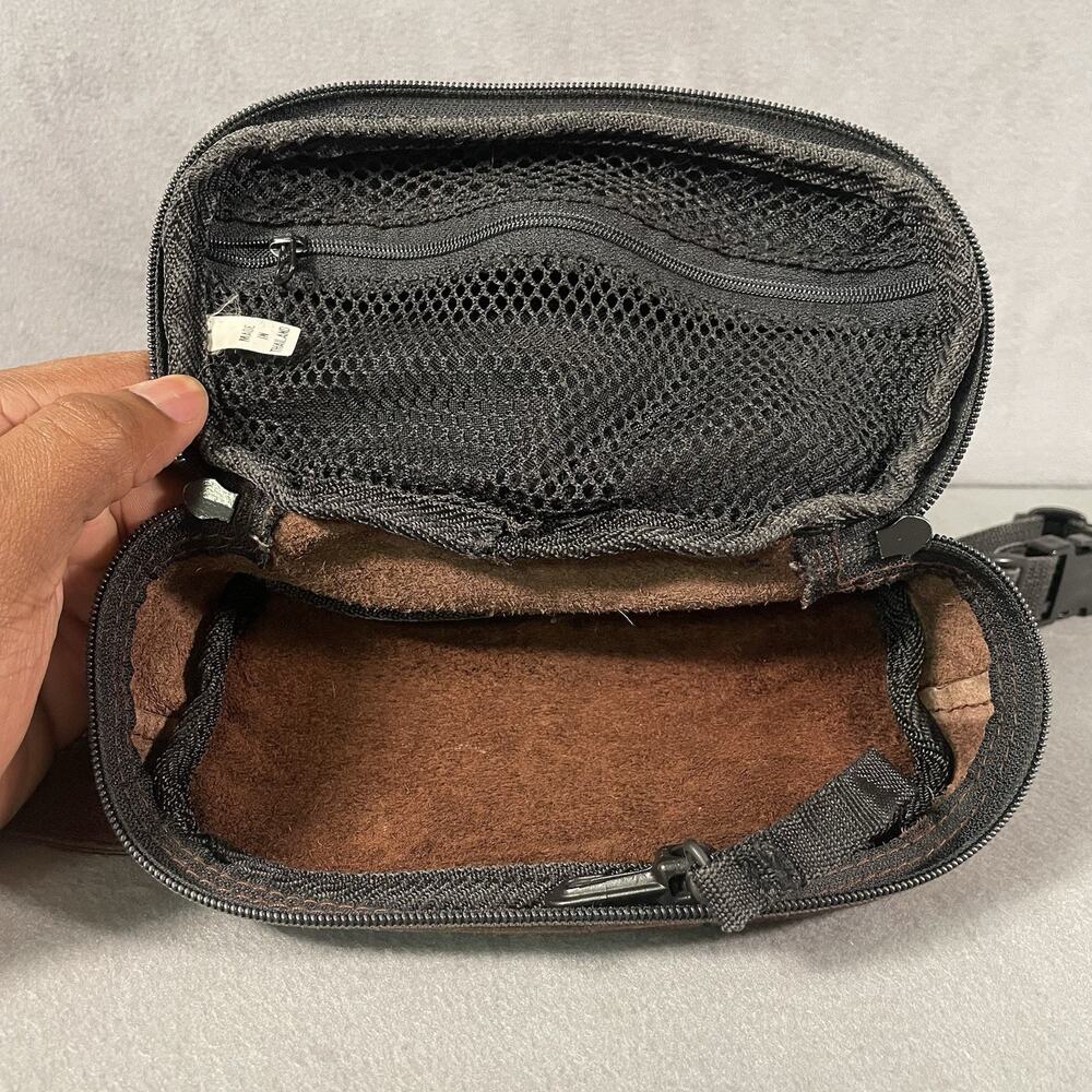 Vintage Eddie Bauer Brown Leather Crossbody Belt Bag Fanny Pack - Picture 7 of 7
